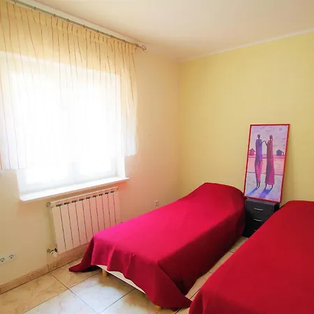 -tancat- V&v Lloret- Christine