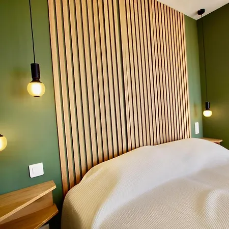 -tancat- V&v Lloret- Christine