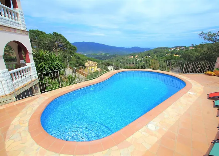 -tancat- V&v Lloret- Christine *