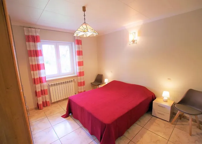 -tancat- V&v Lloret- Christine Lloret de Mar