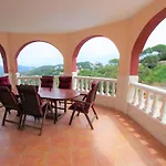Christine: Luxurious 17-person With Pool And Barbecue Villa