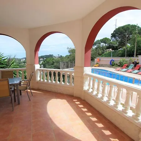 -tancat- V&v Lloret- Christine