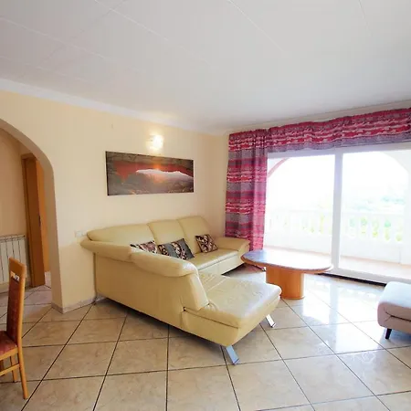 -tancat- V&v Lloret- Christine *