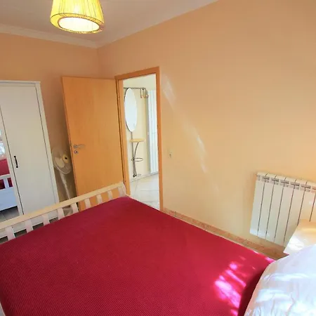 -tancat- V&v Lloret- Christine Villa