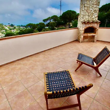 -tancat- V&v Lloret- Christine *