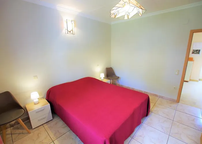 -tancat- V&v Lloret- Christine