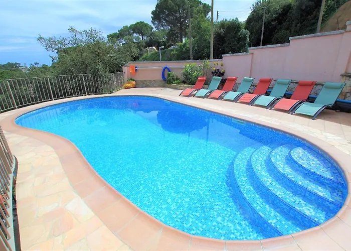 -tancat- V&v Lloret- Christine