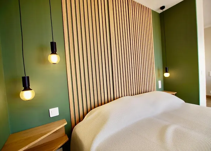 -tancat- V&v Lloret- Christine